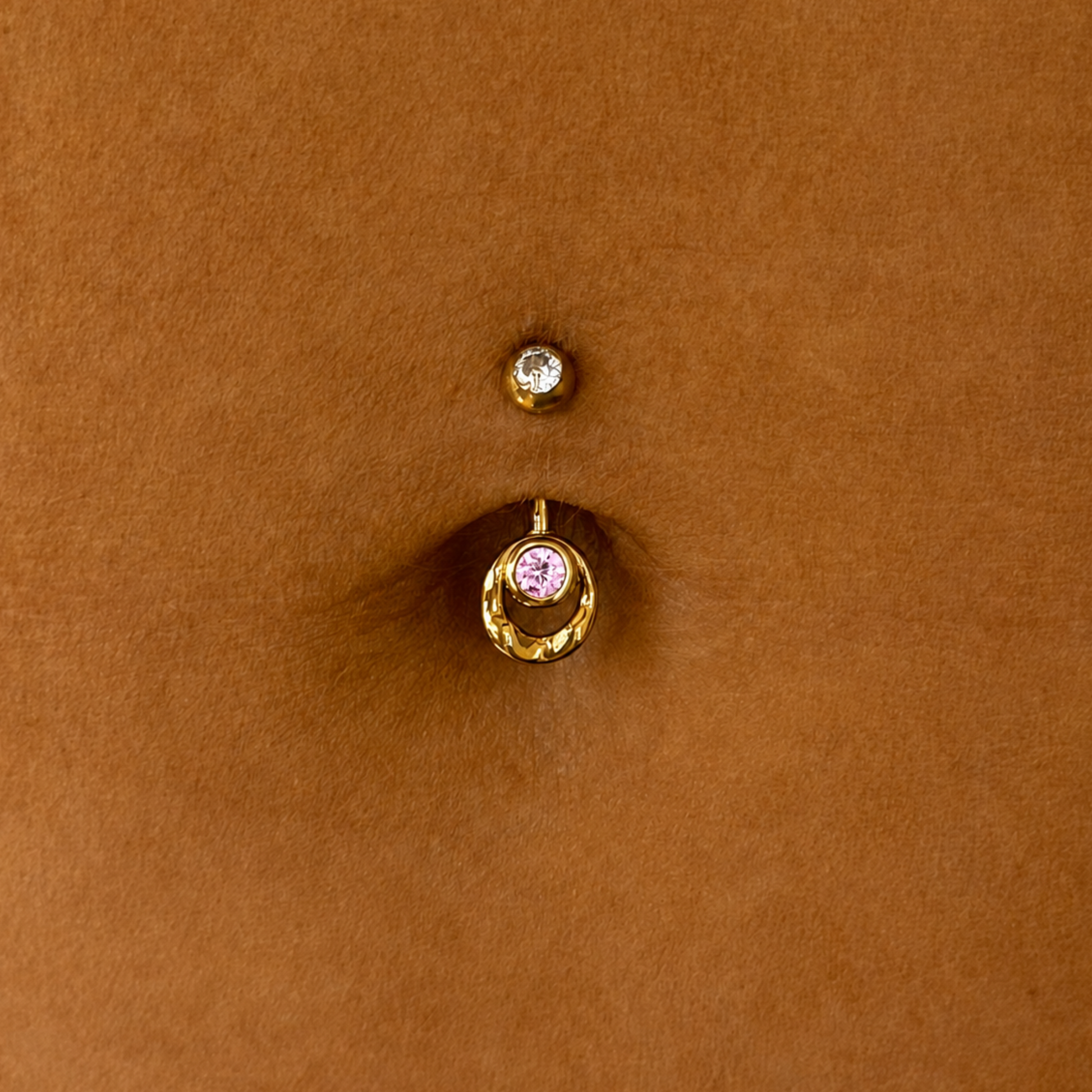 Dancing Queen - Pink / Gold, close-up view